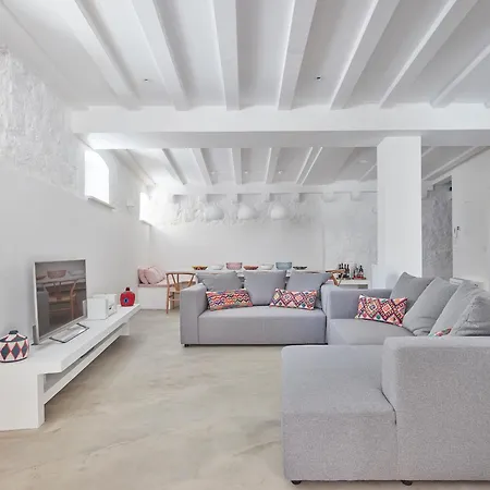 Orange Tree House Villa *