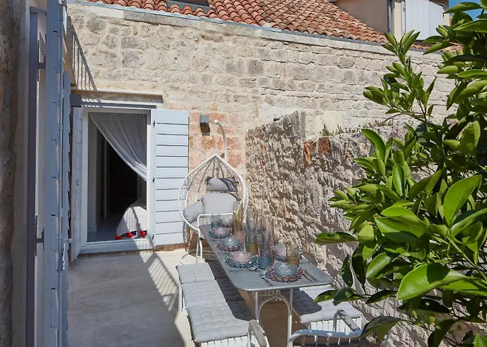 Villa Orange Tree House Vis